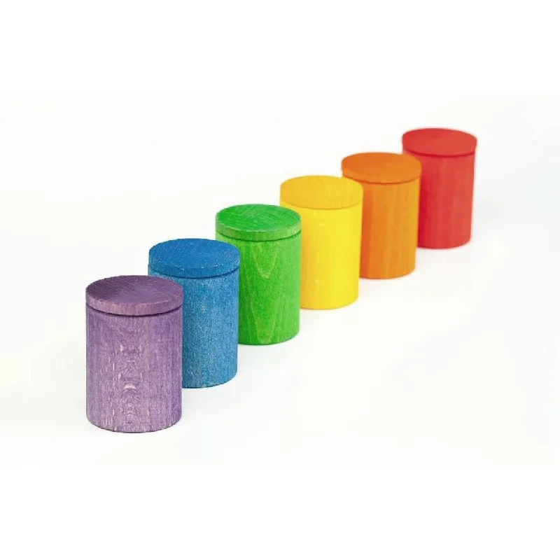 Traditional Wooden Domino Set with Engraved Numbers for Family Game NightsGrapat coloured cups with lids 6 pcs