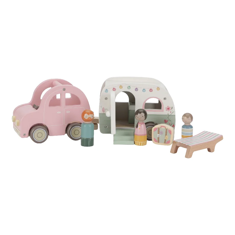 Wooden Toy Truck with Detachable Trailer for Imaginative Play and Cargo TransportLittle Dutch Toy Car with Caravan