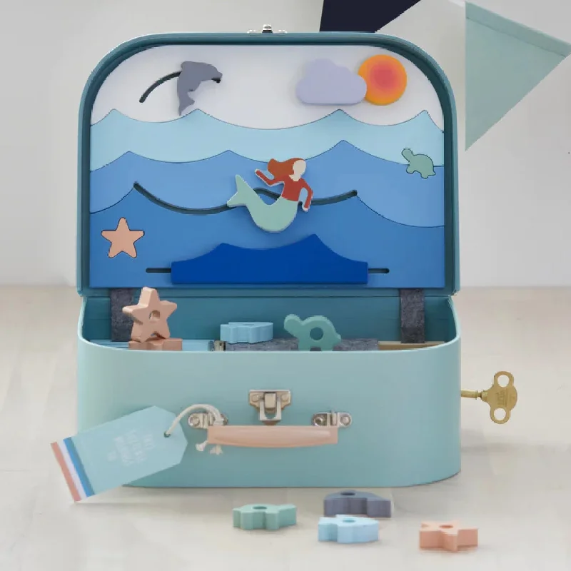 Hand - Painted Wooden Doll Set with Dresses and Accessories for Pretend PlaytimeThe Wonderful Little Suitcase Ocean Lover Suitcase