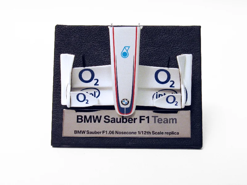 Eco - Friendly Solid Wood Robot Models Toys for STEM - Inspired KidsBMW Sauber F1.06 (2006) Nosecone