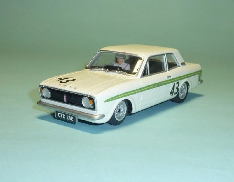 Hand - Painted Solid Wood Animal Models Toys for Nature - Loving ChildrenLotus Cortina Mk.II (SAL-112)