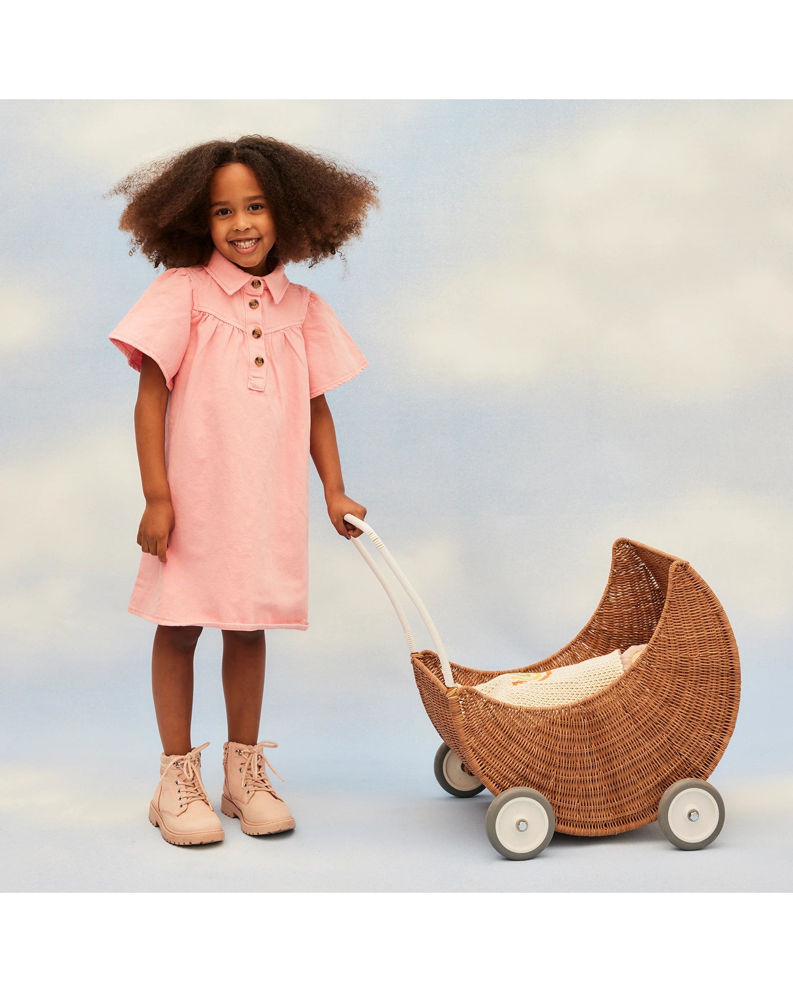 Dolls Made from Sustainable Materials with Environment - Friendly AccessoriesMoon Strolley Natural